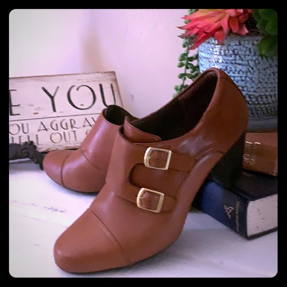 Clarks Shoes - Clark’s Leather Booties